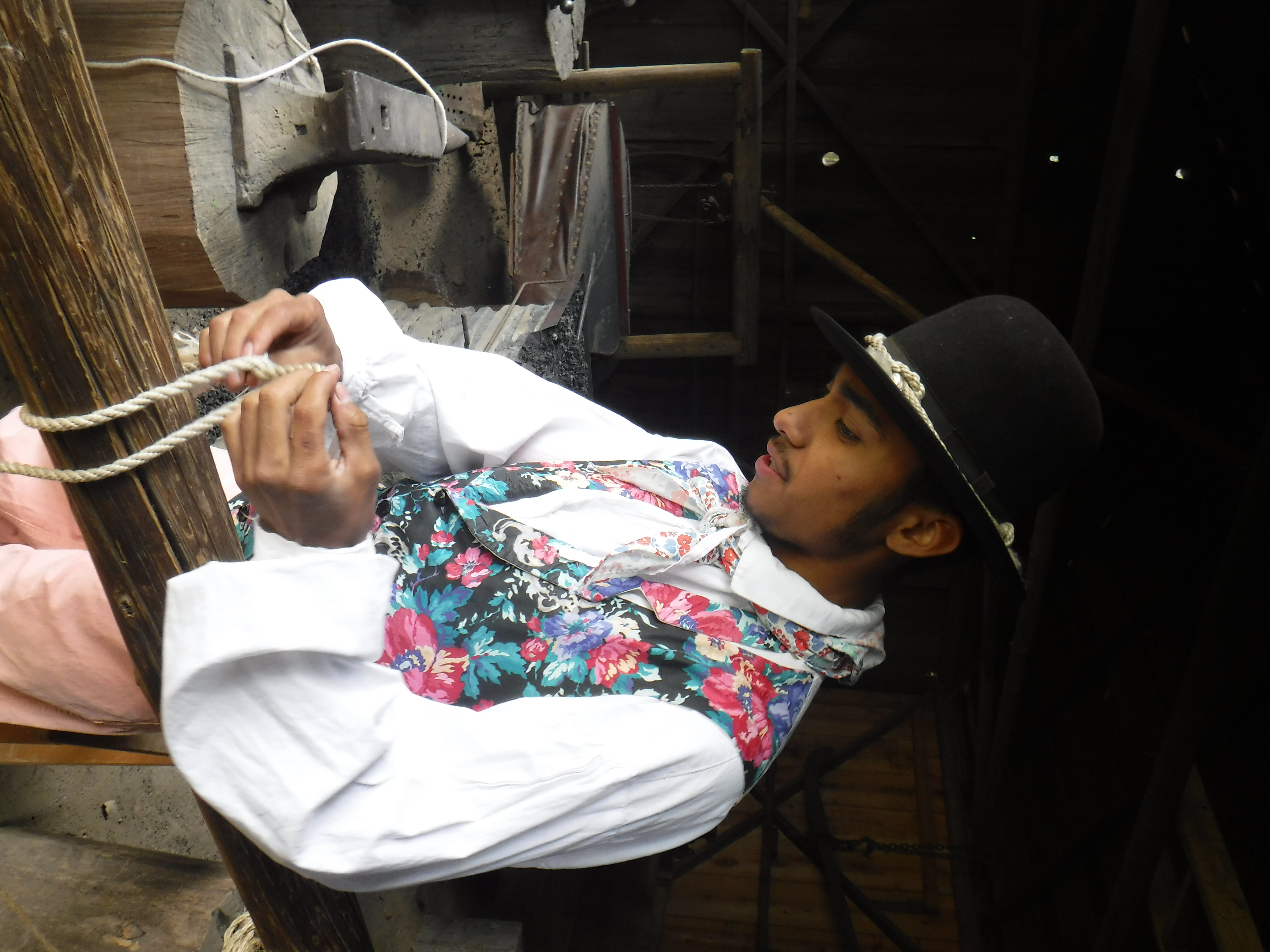 Ide Adobe- Eddie Tapia